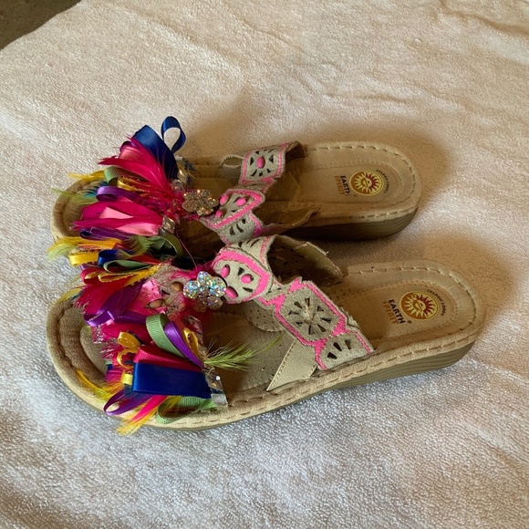 Earth Spirit Blinged Out Rhinestone Sequin Ribbon Sandals Slides Size 11 - Picture 6 of 6